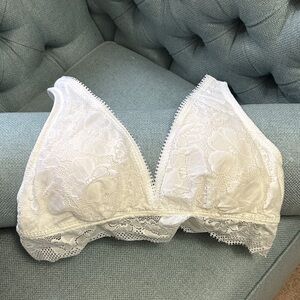 Aerie plunge White Lace Bralette in L